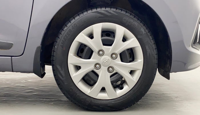 2015 Hyundai Grand i10 SPORTZ 1.2 KAPPA VTVT, Petrol, Manual, 59,578 km, Right Front Tyre
