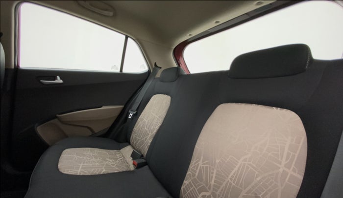 2014 Hyundai Grand i10 SPORTZ 1.2 KAPPA VTVT, Petrol, Manual, 28,938 km, Right Side Rear Door Cabin