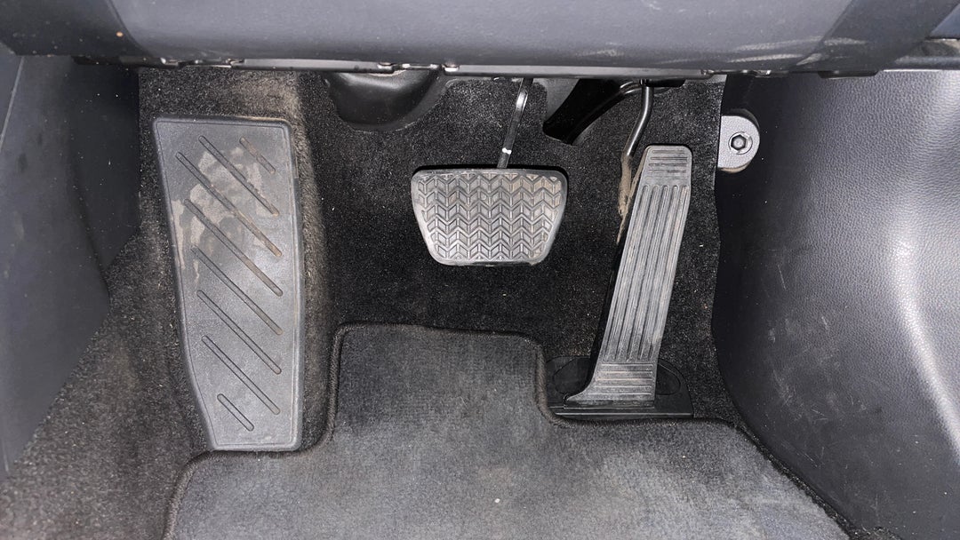 Pedals and Footmat