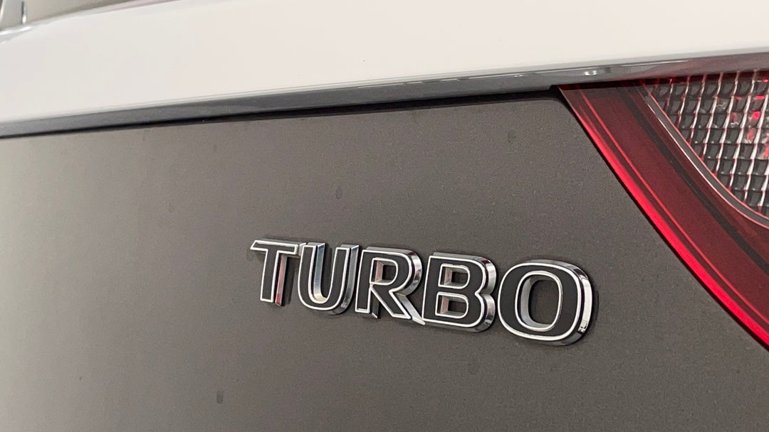 Badge (Boot Right Side)