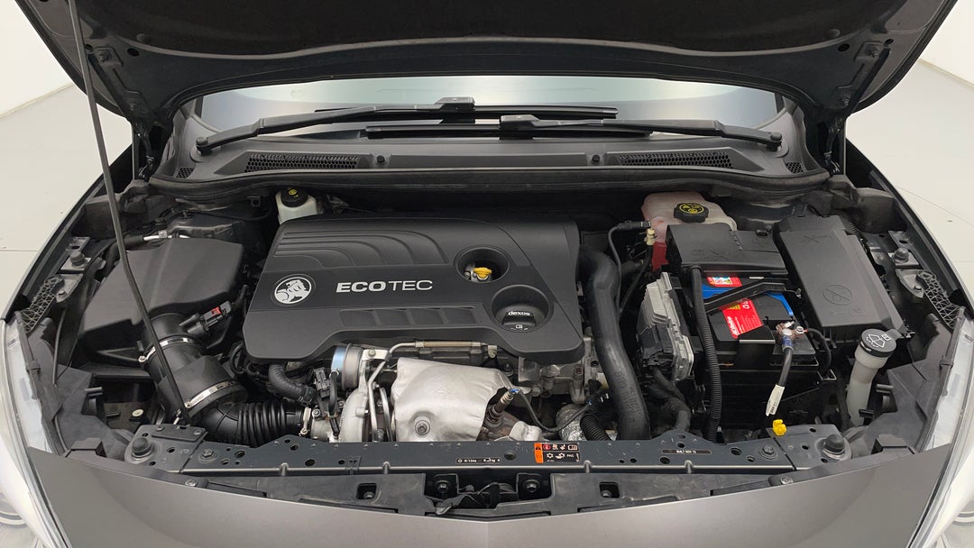 Open Bonnet (Engine)