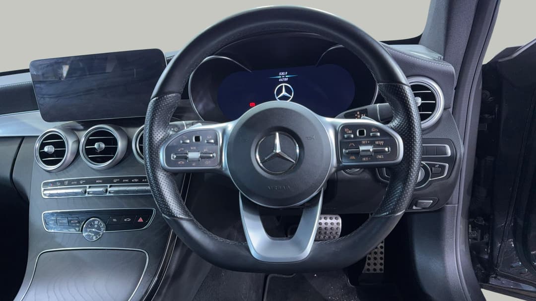 2021 Mercedes-benz C200 C200, Automatic, 44789 km, Steering Wheel Close-up