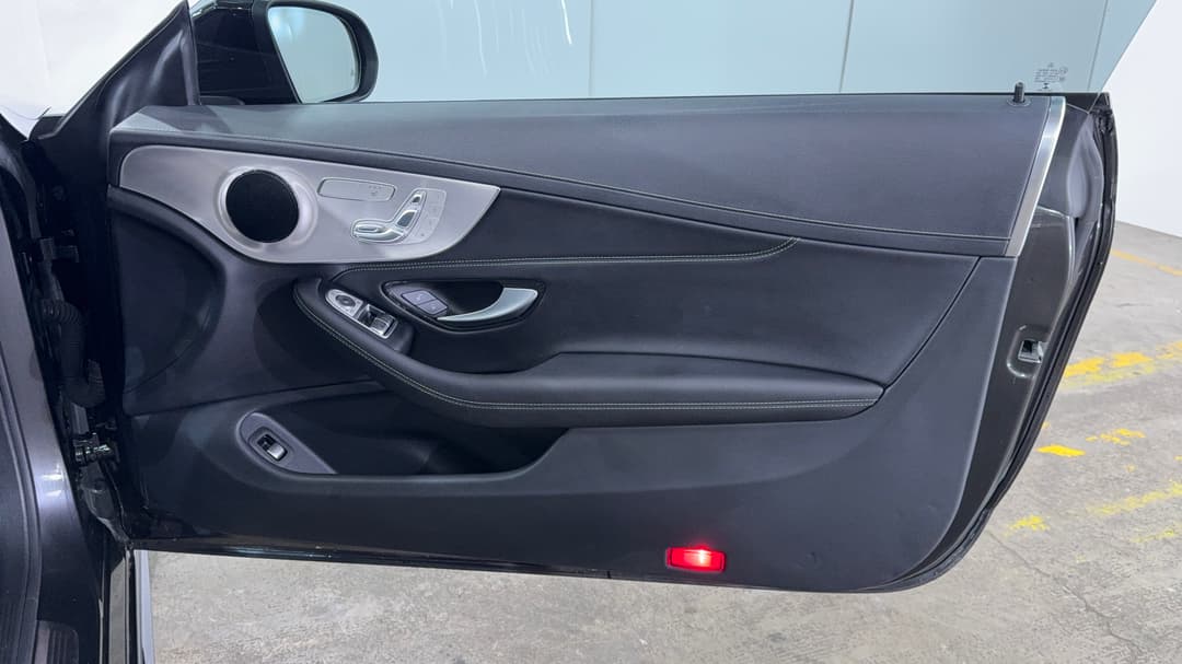 2021 Mercedes-benz C200 C200, Automatic, 44789 km, Speaker View