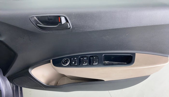 2017 Hyundai Grand i10 MAGNA 1.2 VTVT, Petrol, Manual, 28,456 km, Driver Side Door Panels Control