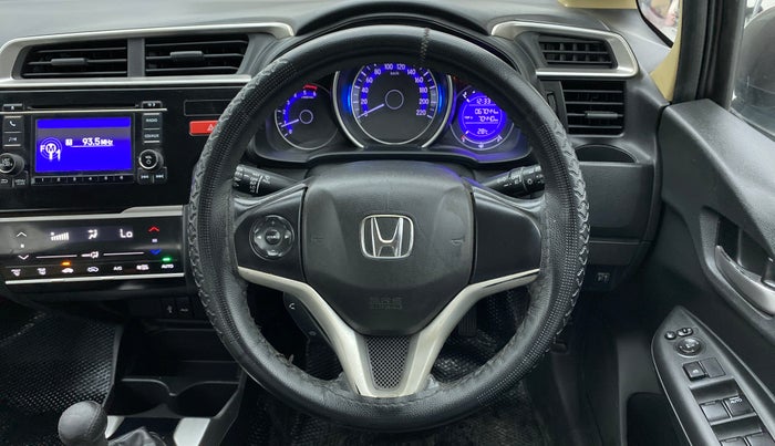 2016 Honda Jazz 1.5 V I DTEC, Diesel, Manual, 67,037 km, Steering Wheel Close Up