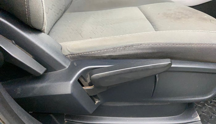 2020 Tata ALTROZ XZ DIESEL, Diesel, Manual, 58,107 km, Driver Side Adjustment Panel