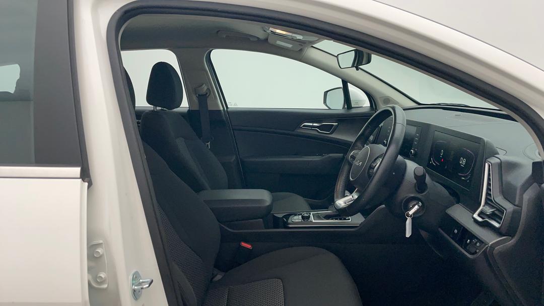 2023 Kia Sportage S (fwd), Automatic, 45452 km, Right Side Front Door Cabin View