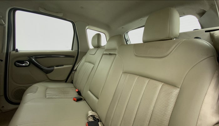 2014 Nissan Terrano XV D THP PREMIUM 110 PS, Diesel, Manual, 91,042 km, Right Side Rear Door Cabin