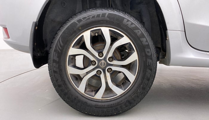 2014 Nissan Terrano XV D THP PREMIUM 110 PS, Diesel, Manual, 91,042 km, Right Rear Wheel