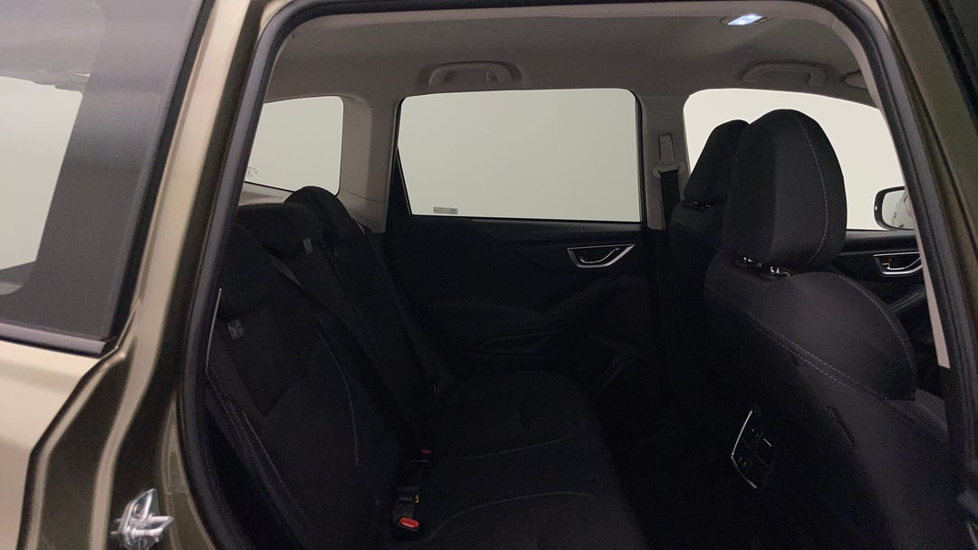 2024 Subaru Forester 2.5i (AWD), Automatic, 43871 km, Right Side Rear Door Cabin View