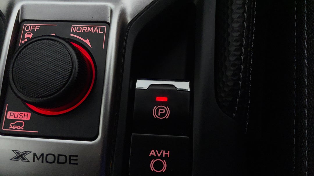 2024 Subaru Forester 2.5i (AWD), Automatic, 43871 km, Handbrake