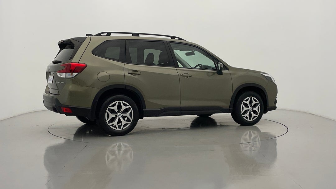 2024 Subaru Forester 2.5i (AWD), Automatic, 43871 km, Right Back Diagonal (45- Degree) View