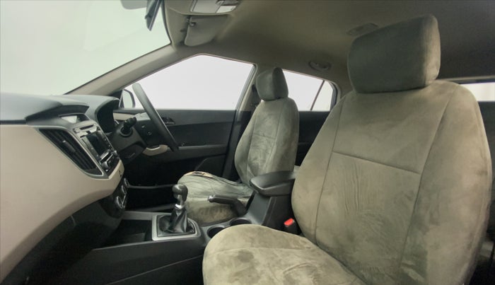 2017 Hyundai Creta E PLUS 1.6 PETROL, Petrol, Manual, 31,385 km, Right Side Front Door Cabin