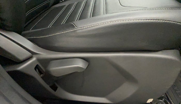 2018 Ford FREESTYLE TITANIUM 1.2 PETROL, Petrol, Manual, 11,404 km, Driver Side Adjustment Panel