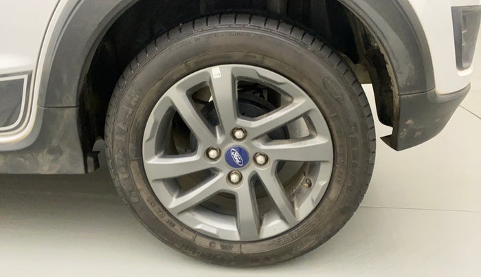 2018 Ford FREESTYLE TITANIUM 1.2 PETROL, Petrol, Manual, 11,404 km, Left Rear Wheel