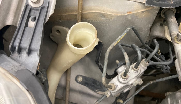 2014 Honda Brio S MT, Petrol, Manual, 47,784 km, Front windshield - Wiper bottle cap missing