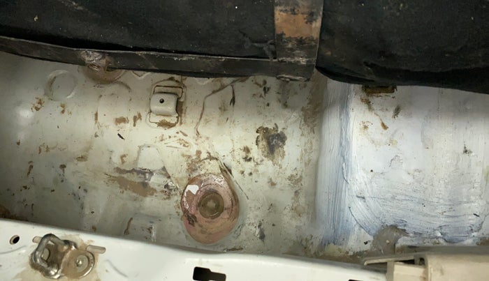 2018 Maruti Celerio ZXI, CNG, Manual, 84,043 km, Boot floor - Slightly dented