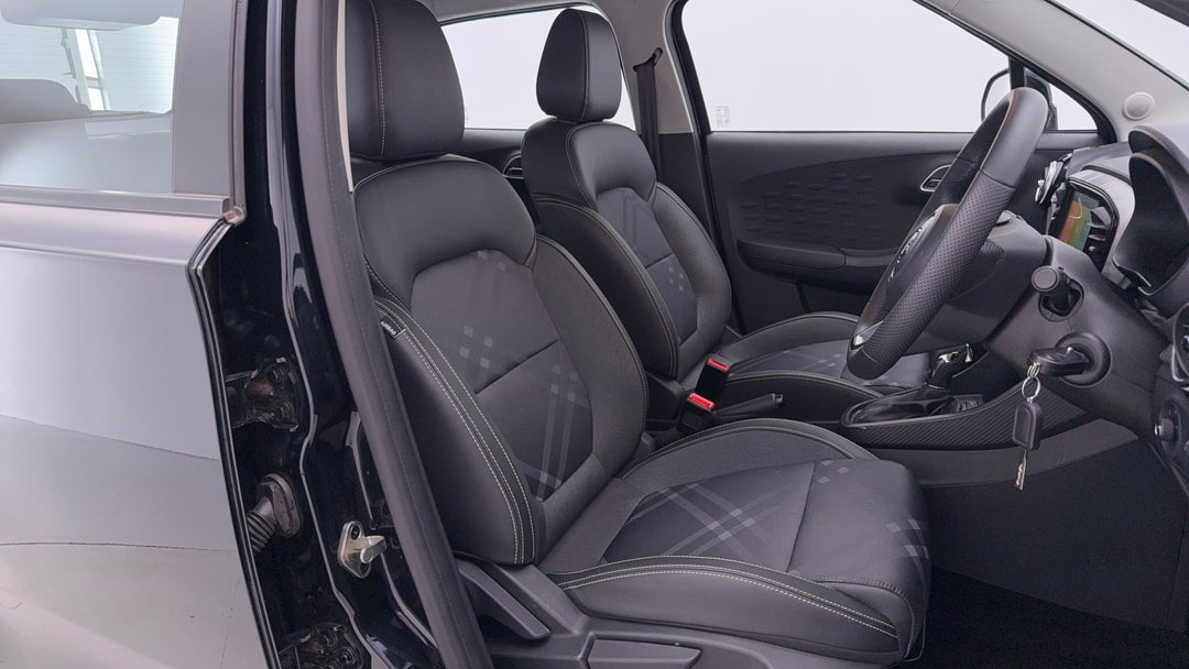 2023 MG Mg3 Auto Excite (with Navigation), Automatic, 11279 km, Right Side Front Door Cabin View