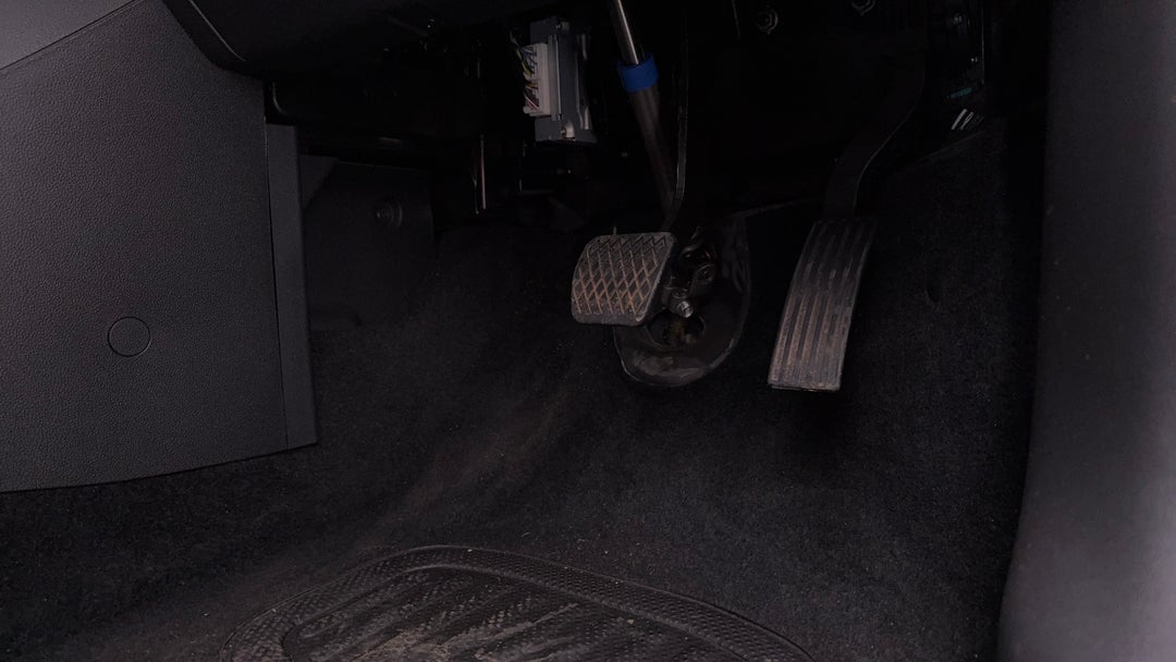 2023 MG Mg3 Auto Excite (with Navigation), Automatic, 11279 km, Pedals and Footmat