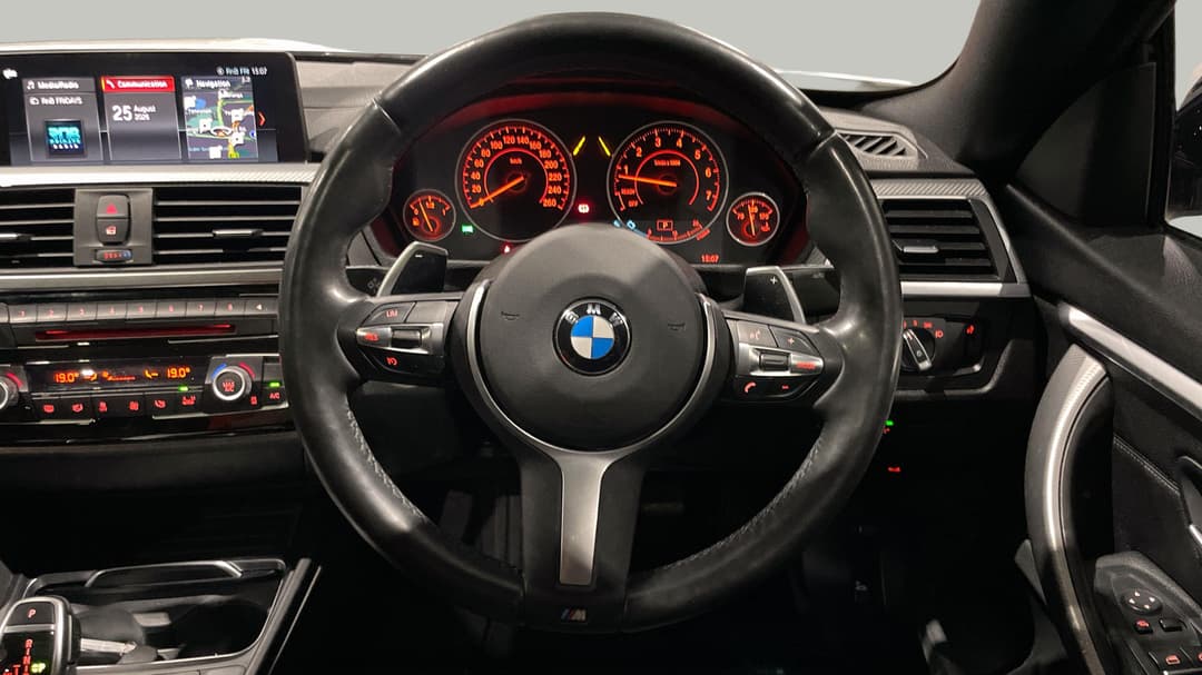 2018 BMW 4 20i M Sport Gran Coupe, Automatic, 51819 km, Steering Wheel Close-up