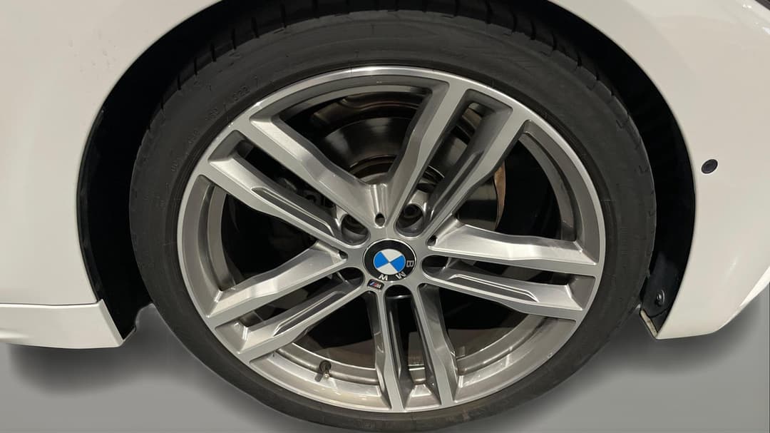 2018 BMW 4 20i M Sport Gran Coupe, Automatic, 51819 km, Right Front Wheel