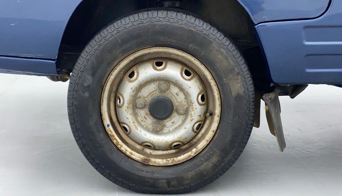 2017 Maruti OMNI E 8 STR, Petrol, Manual, 33,542 km, Left Front Wheel