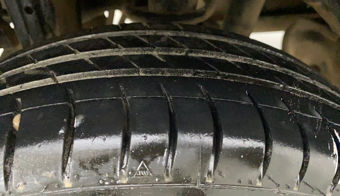 2019 Maruti Alto K10 LXI CNG (AIRBAG), CNG, Manual, 54,914 km, Right Rear Tyre Tread