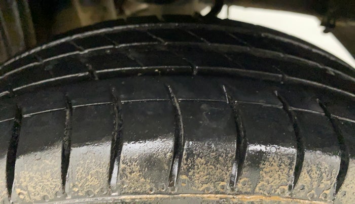 2019 Maruti Alto K10 LXI CNG (AIRBAG), CNG, Manual, 54,914 km, Left Rear Tyre Tread