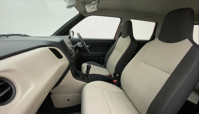 2023 Maruti New Wagon-R ZXI 1.2, Petrol, Manual, 2,896 km, Right Side Front Door Cabin