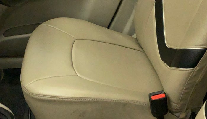 2020 Maruti Celerio ZXI, Petrol, Manual, 23,025 km, Driver seat - Cover slightly torn