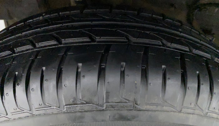 2021 Tata TIGOR XM 1.2 REVOTRON, Petrol, Manual, 2,997 km, Right Front Tyre Tread