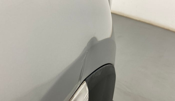 2019 Renault TRIBER RXZ, Petrol, Manual, 67,687 km, Right fender - Slightly dented