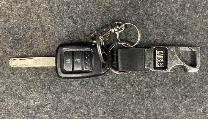 2019 Honda Amaze 1.2 SMT I VTEC, Petrol, Manual, 42,135 km, Key Close Up