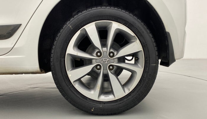 2016 Hyundai Elite i20 ASTA 1.2, Petrol, Manual, 46,863 km, Left Rear Wheel