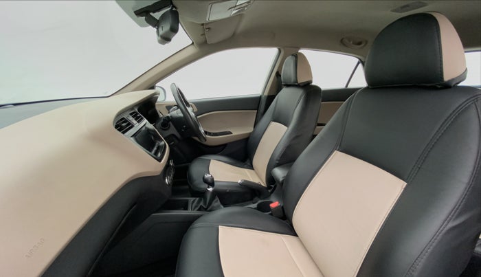 2016 Hyundai Elite i20 ASTA 1.2, Petrol, Manual, 46,863 km, Right Side Front Door Cabin