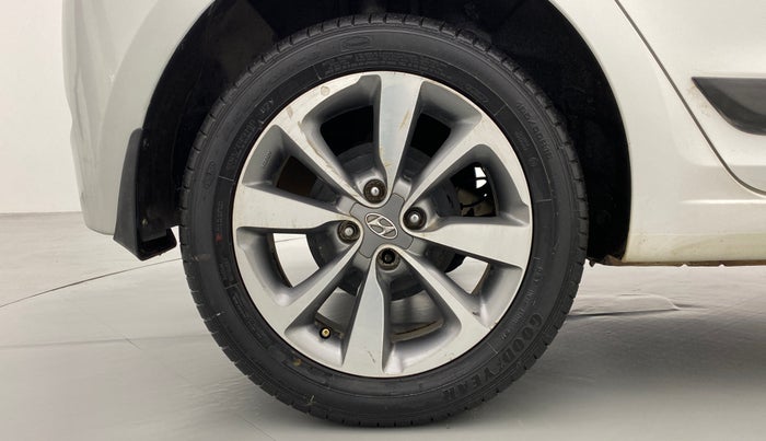 2016 Hyundai Elite i20 ASTA 1.2, Petrol, Manual, 46,863 km, Right Rear Wheel