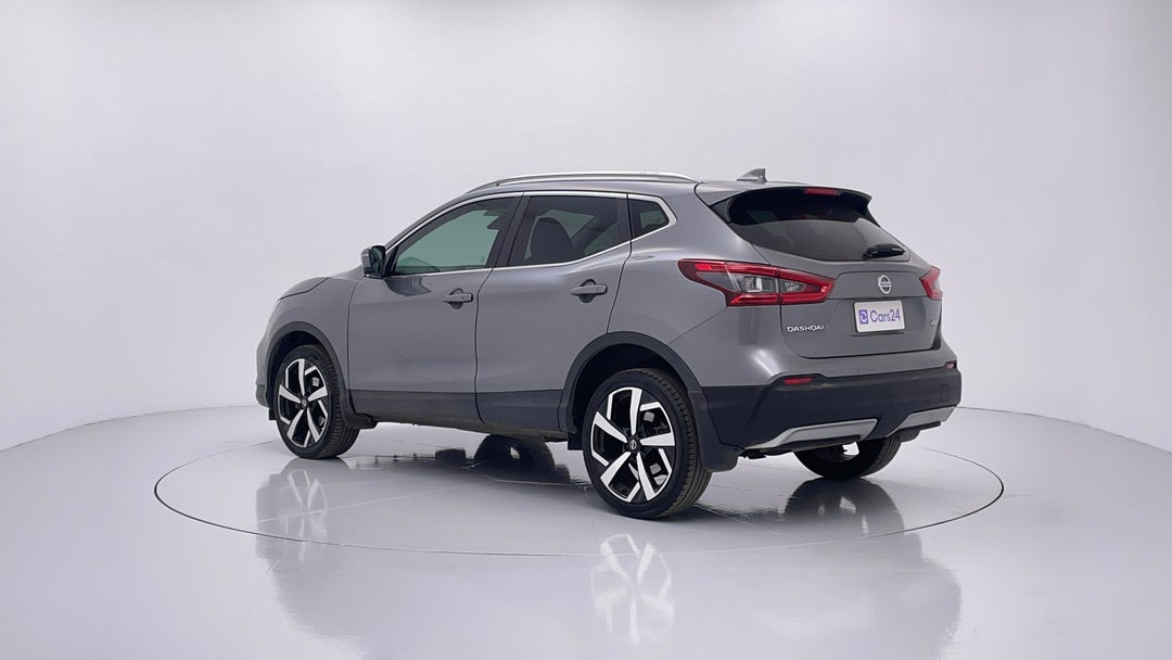 Left Back Diagonal (45- Degree) View