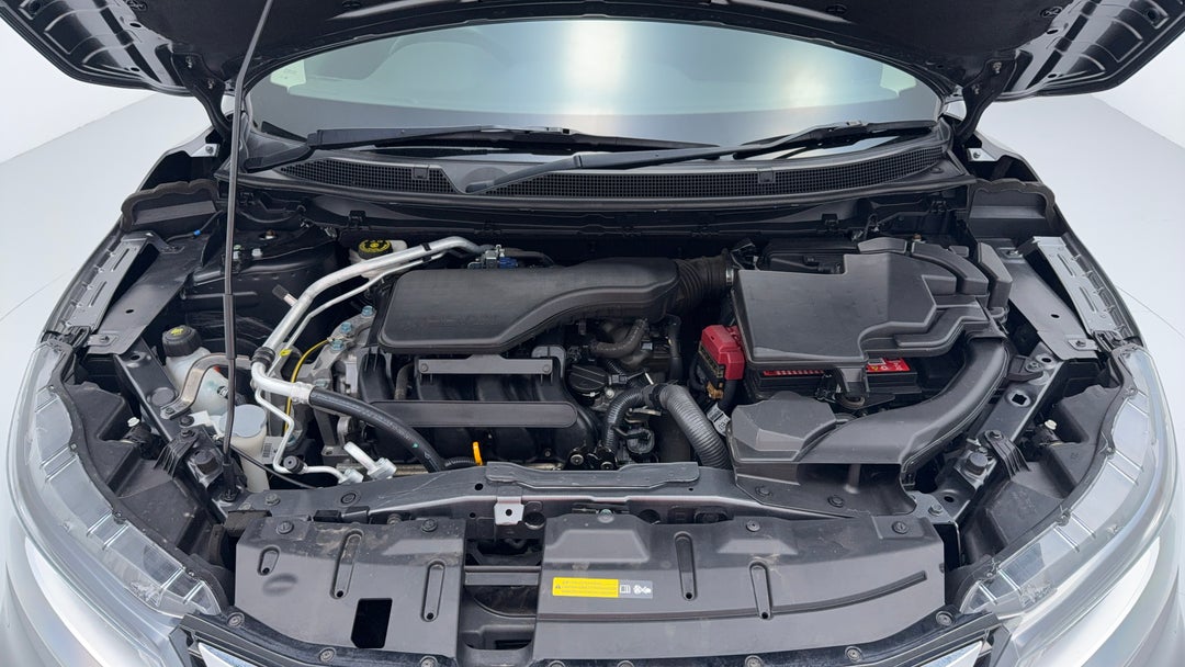 Open Bonnet (Engine)