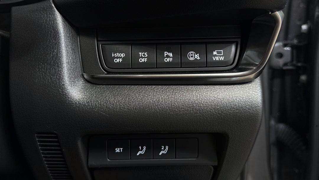 2024 Mazda CX-30 G20 Touring (FWD), Automatic, 17400 km, Utility Switches/Buttons