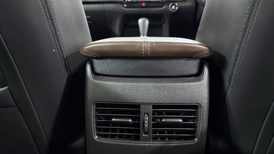 2024 Mazda CX-30 G20 Touring (FWD), Automatic, 17400 km, Rear A/C Vent