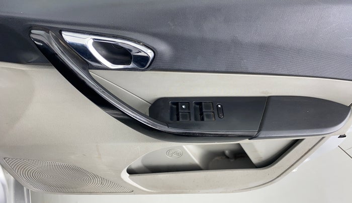 2018 Tata Tiago XZ 1.2 REVOTRON, Petrol, Manual, 12,084 km, Driver Side Door Panels Control