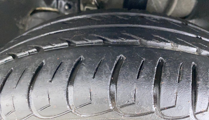 2018 Tata Tiago XZ 1.2 REVOTRON, Petrol, Manual, 12,084 km, Left Front Tyre Tread