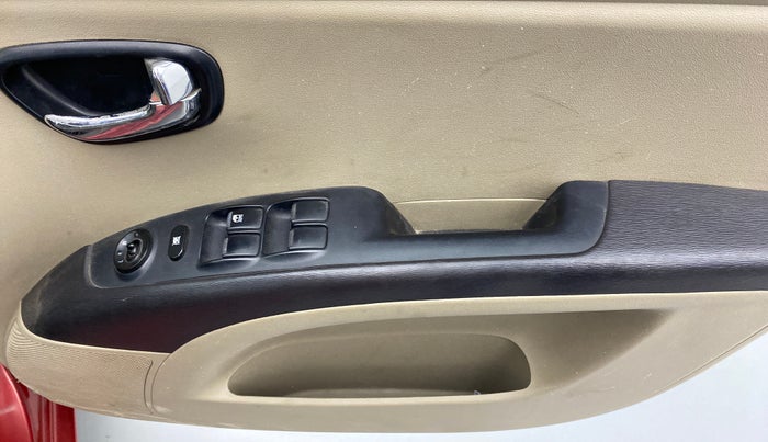 2013 Hyundai i10 SPORTZ 1.2 KAPPA2, Petrol, Manual, 37,225 km, Driver Side Door Panels Control