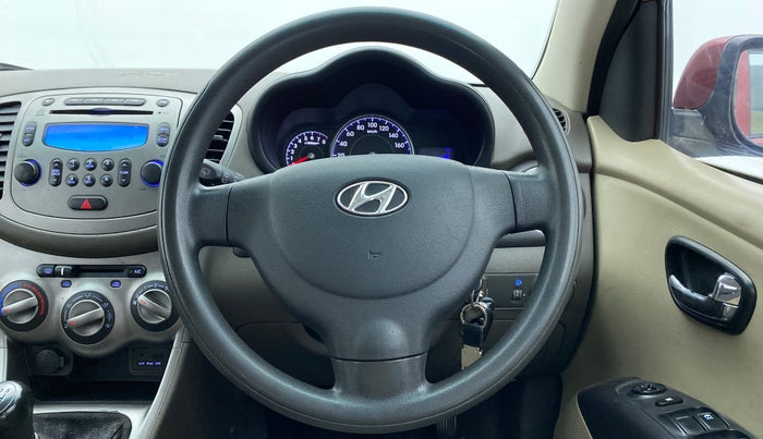 2013 Hyundai i10 SPORTZ 1.2 KAPPA2, Petrol, Manual, 37,225 km, Steering Wheel Close Up