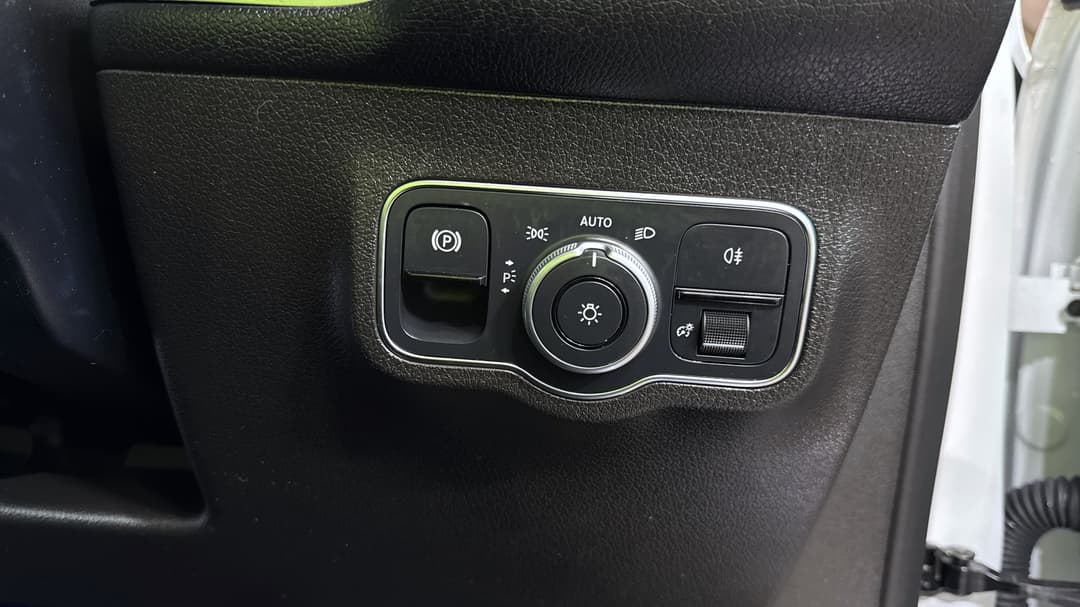 Utility Switches/Buttons