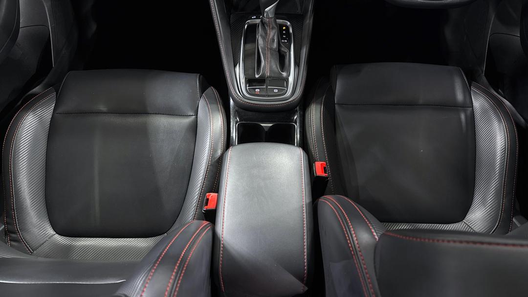 2021 MG Zst Essence, Automatic, 33251 km, Center Console
