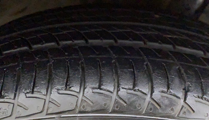 2018 Toyota YARIS VX CVT, Petrol, Automatic, 21,284 km, Left Front Tyre Tread