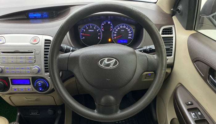 2011 Hyundai i20 MAGNA O 1.2, Petrol, Manual, 86,282 km, Steering Wheel Close Up