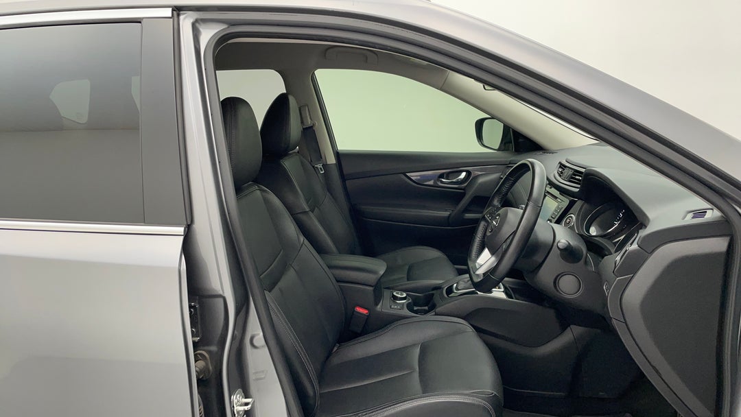 2020 Nissan X-trail St-l (4wd) (5yr), Automatic, 50232 km, Right Side Front Door Cabin View