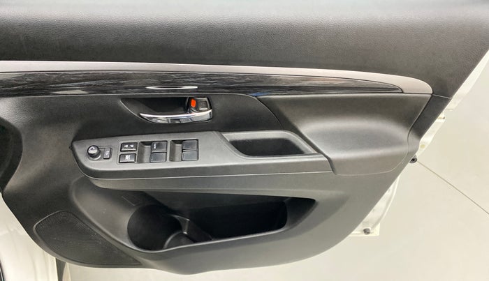 2021 Maruti XL6 ZETA SHVS, Petrol, Manual, 47,284 km, Driver Side Door Panels Control